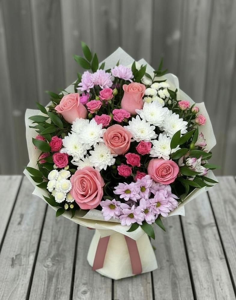 Букет цветов из: Альстромерии, Гвоздики, Розы и Хризантемы в Тереке Ставропольского края