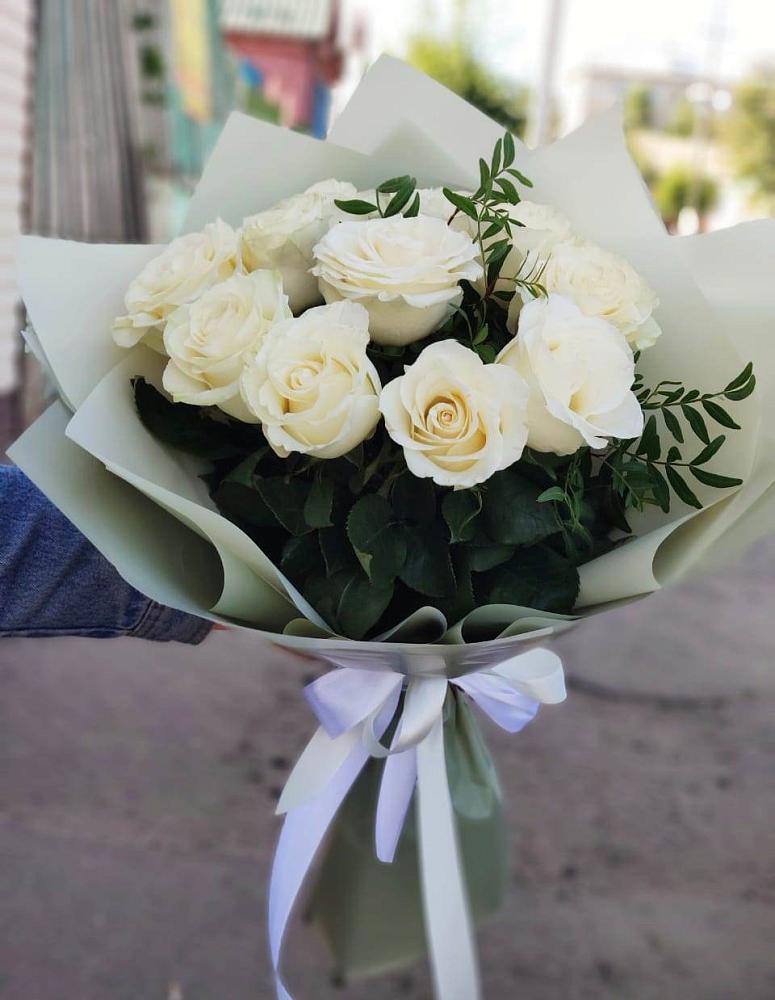 Букет Белые розы Проуд в Тереке Ставропольского края