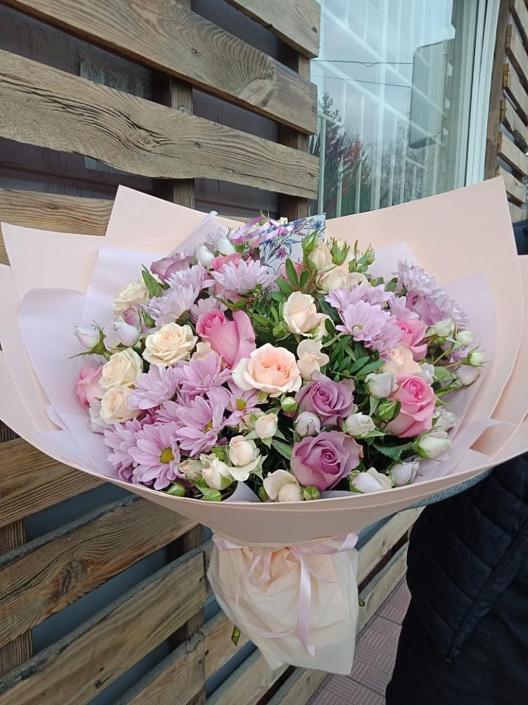 Букет цветов из: Розы и Хризантемы в Тереке Ставропольского края