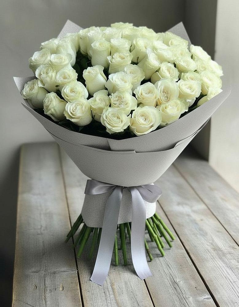 Букет 35 Белых роз в Тереке Ставропольского края