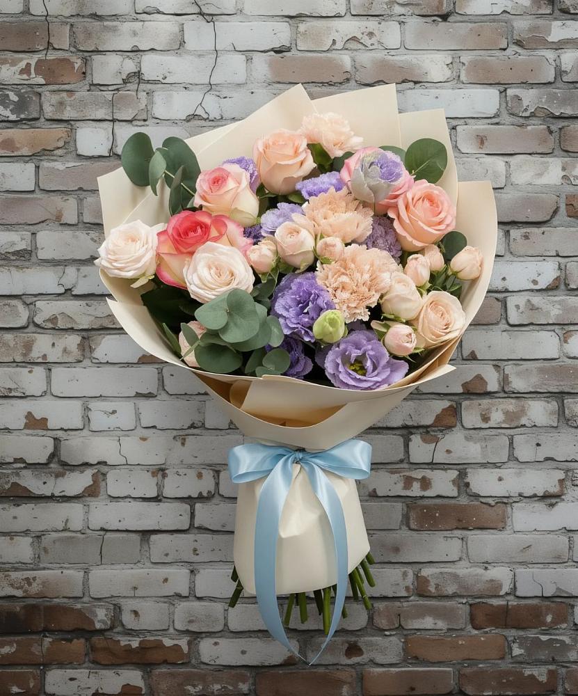 Букет цветов из: Розы, Лизиантусы и Гвоздики в Тереке Ставропольского края