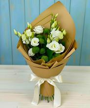 Букет цветов из:  Хризантемы и Лизиантусы #REPLACE_PRED# Тереке Ставропольского края