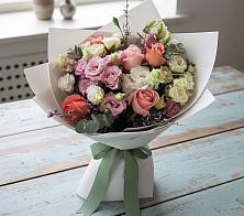 Букет цветов из:  Розы, Лизиантусы и Гвоздики в Тереке Ставропольского края