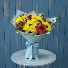 Букет цветов из:  Альстромерии и Хризантемы в Тереке Ставропольского края