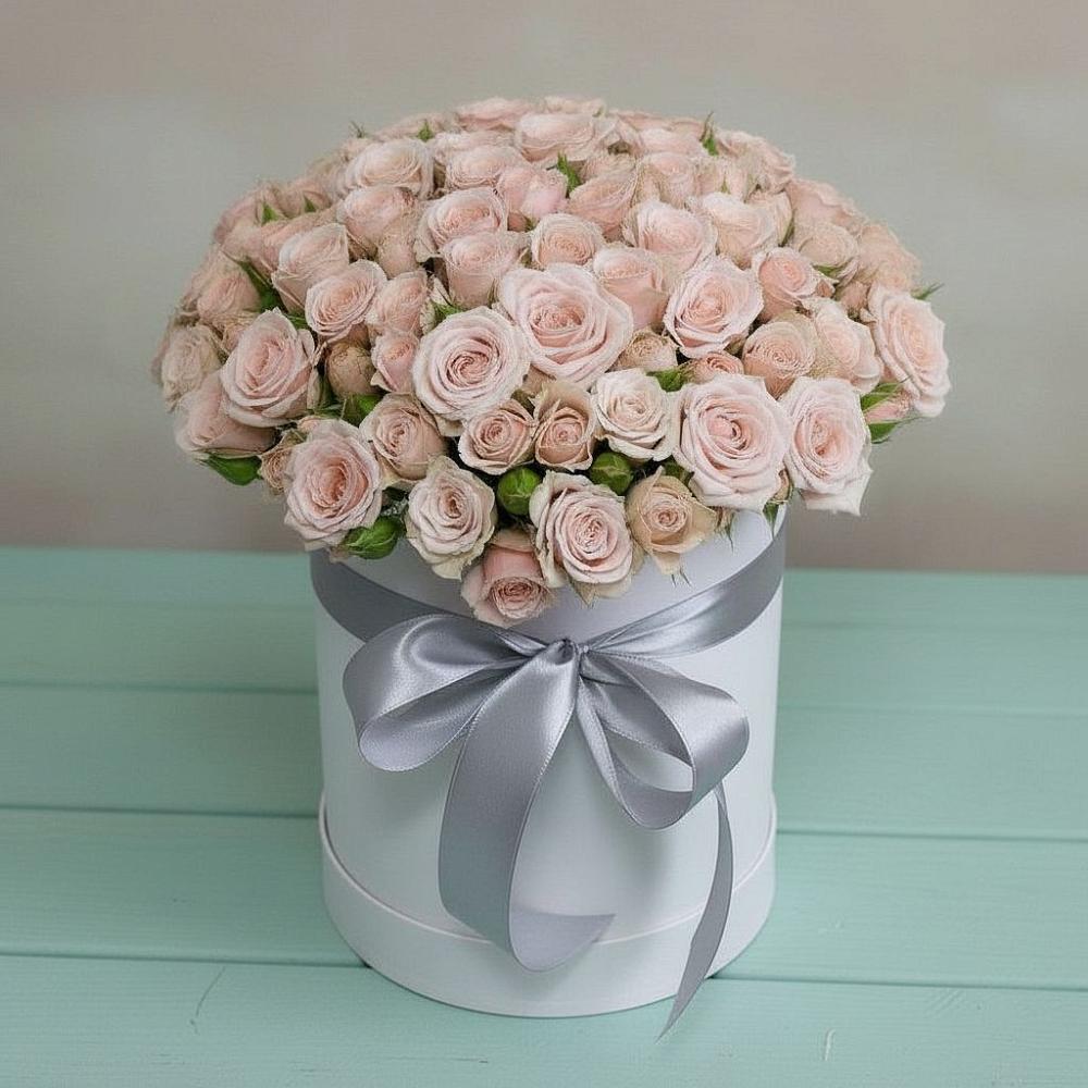 Цветочная композиция из Розы в шляпной коробке в Тереке Ставропольского края